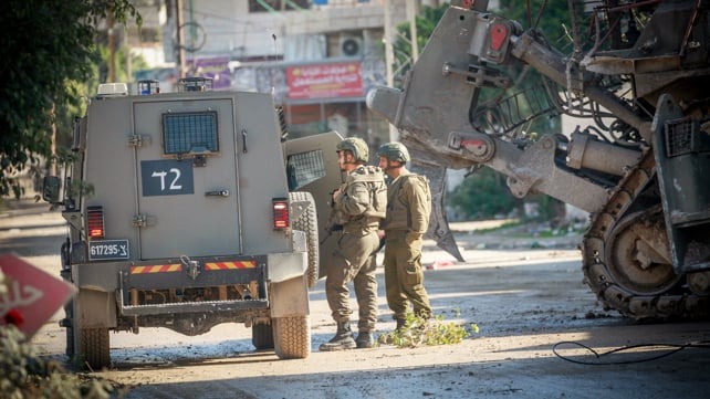 防备提斯利节期间局势升级：以色列国防军宣布：“我们已加强了全国各地海陆空部队的战备状态。” ... ...