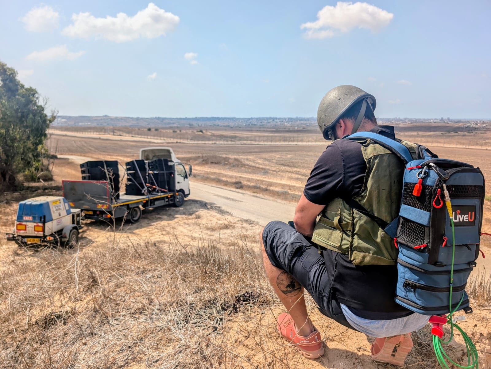 内塔尼亚胡指示以军将其在联合国大会的讲话通过边境卡车巨型扬声器传送至加沙，强调不得危及士兵安全。 ...