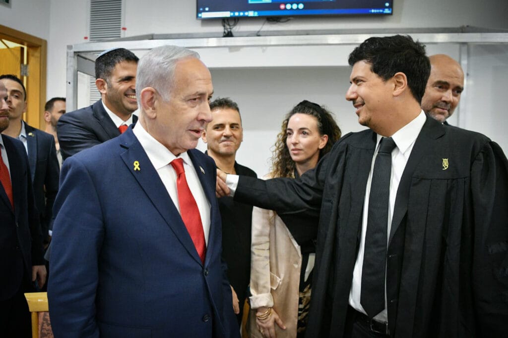 几位部长在地方法院听证会开始前呼吁取消对总理本雅明·内塔尼亚胡的审判。声称该审判毫无必要，扰乱了他对 ...