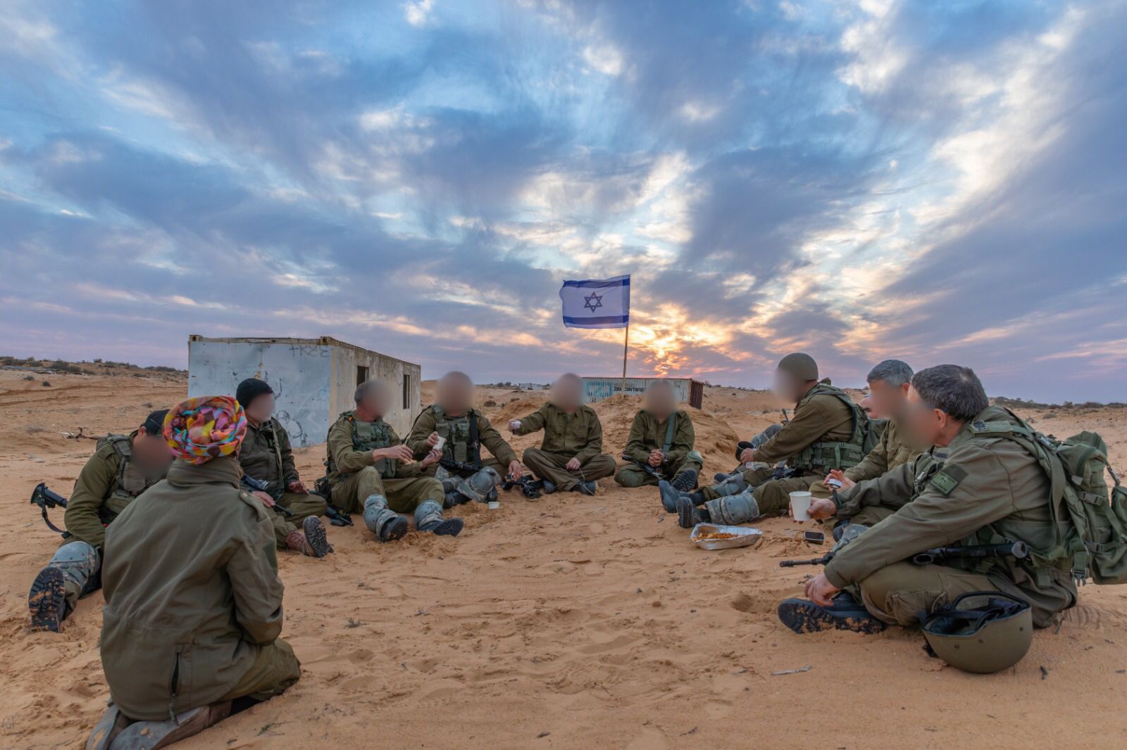 凝聚力军官、KMA （关键人力管理体系 ）和武装部队指挥官体系，将新增 3 个编制岗位，并纳入预备营体系。 . ...