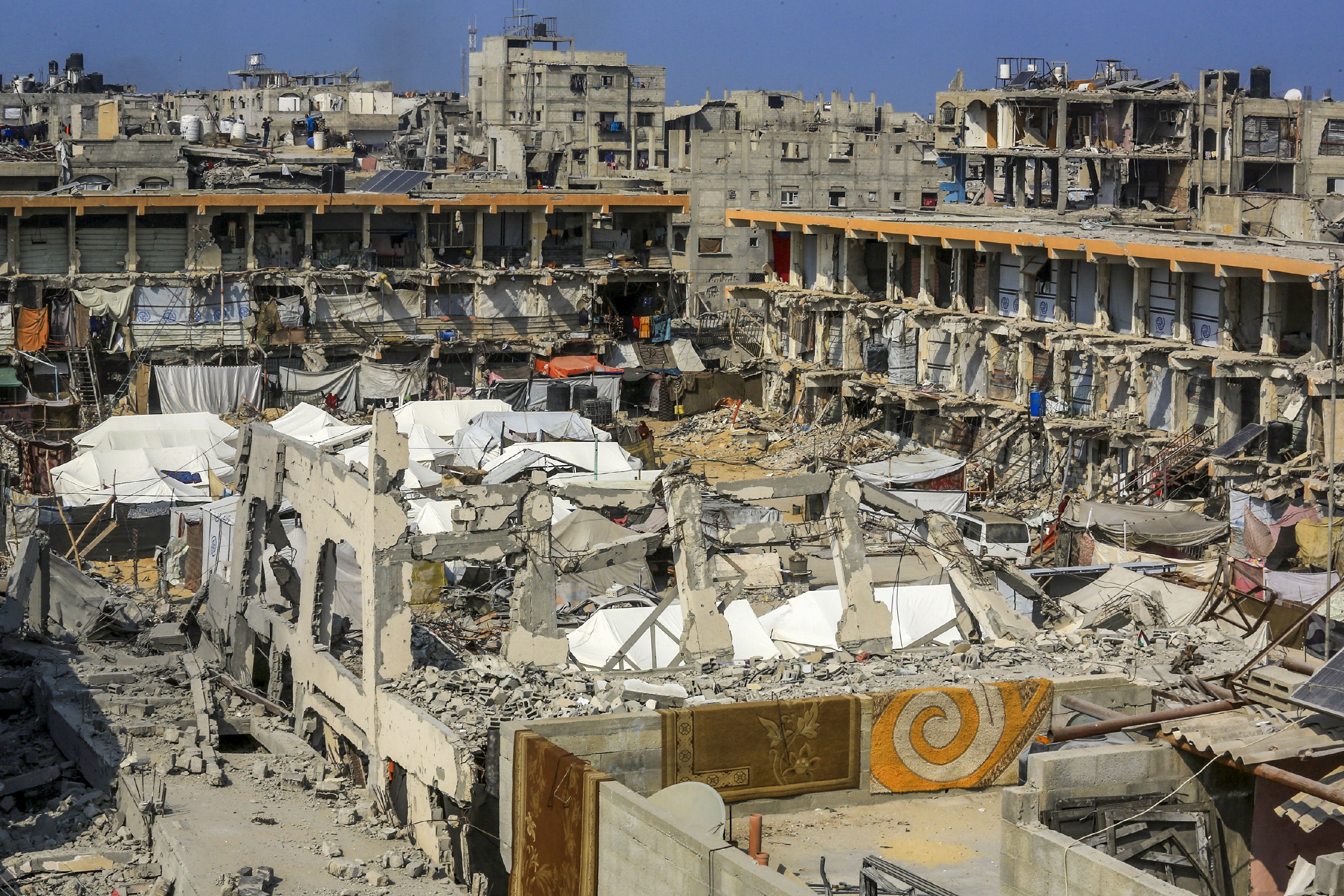 据哈马斯驻加沙地带民防部门发言人称，今日以色列对加沙地带的空袭造成31人死亡。 ... ...